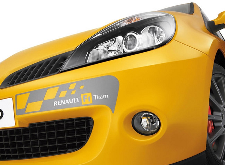 Liquid Yellow Renault Clio 197 R27 F1 Team